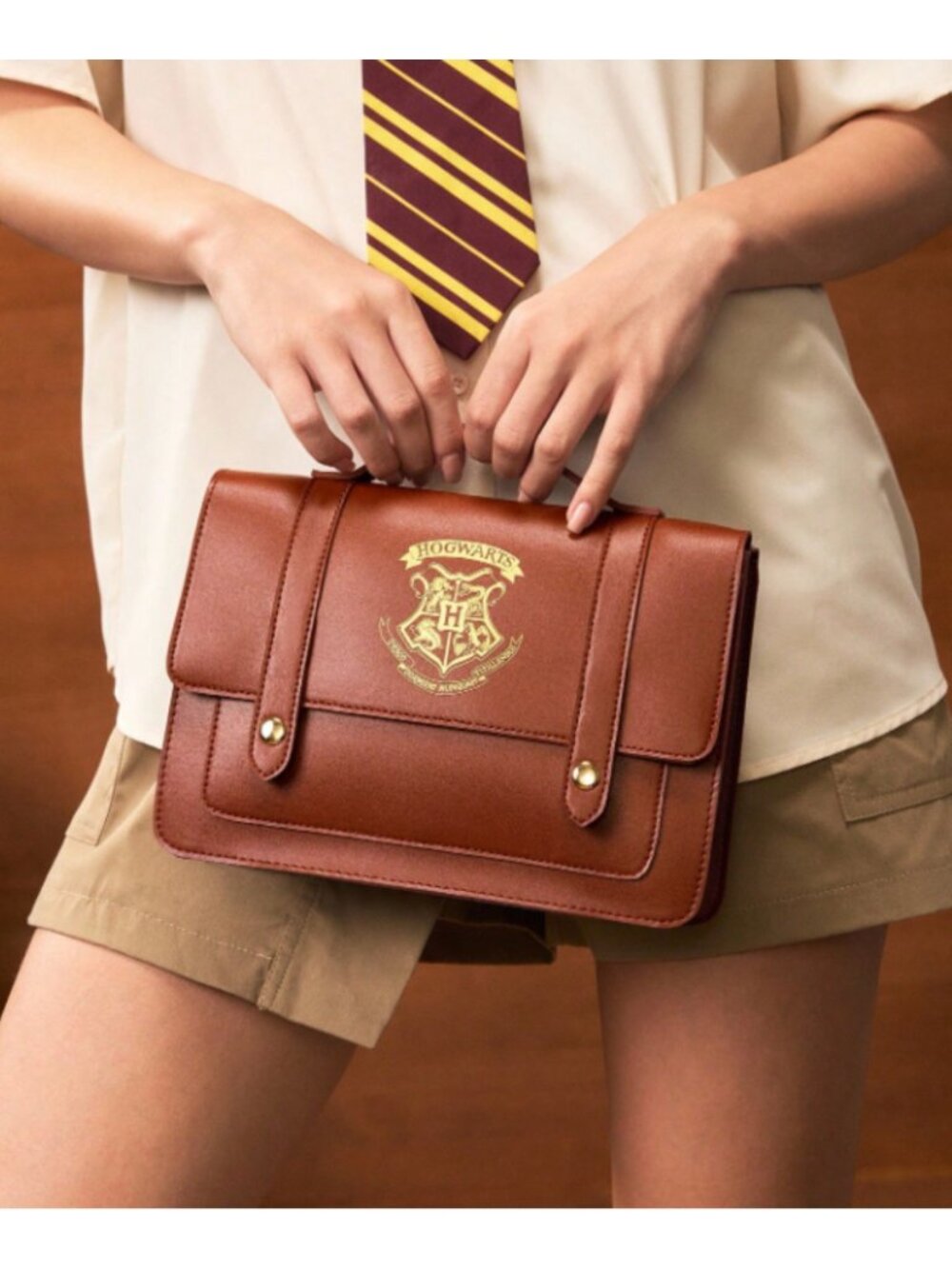 Harry Potter Hogwarts Crest PU Leather Crossbody Bag Vintage Magic Satchel Purse